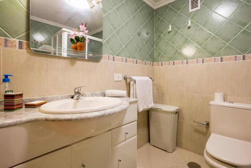 First Line Beach Apartment Puerto de la Cruz  Eksteriør bilde