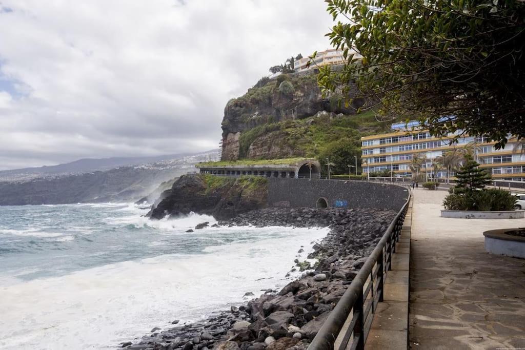 First Line Beach Apartment Puerto de la Cruz  Eksteriør bilde